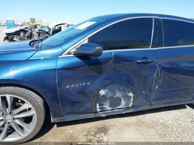 1G1ZD5ST0MF024407 Chevrolet Malibu Fwd Lt