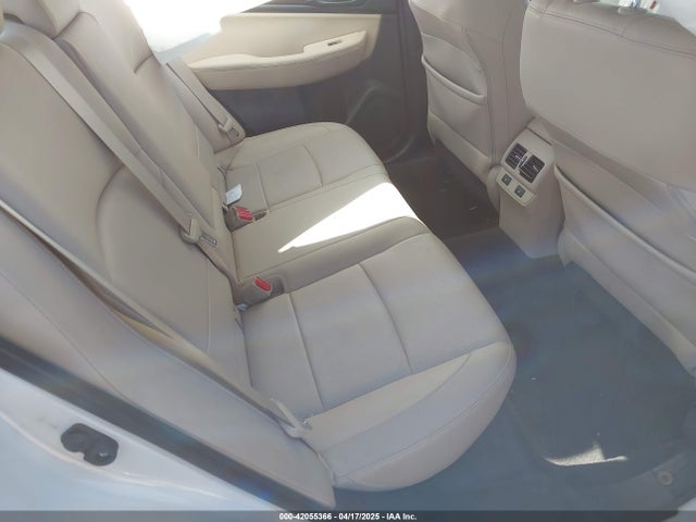 4S3BNBL60F3042293 Subaru Legacy 2.5i Limited
