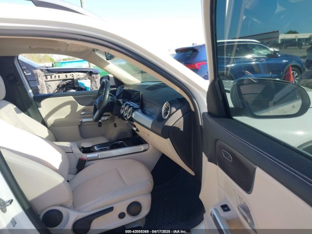 2022 MERCEDES-BENZ GLB 250 W1N4M4HB7NW246107 Photo 4