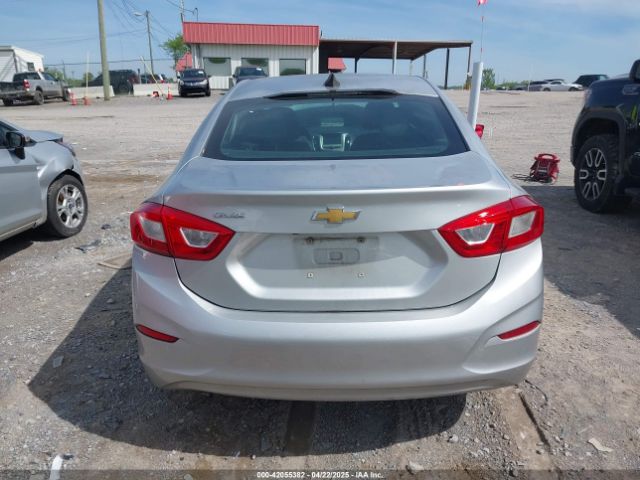 1G1BC5SM5H7107196 Chevrolet Cruze Ls Auto