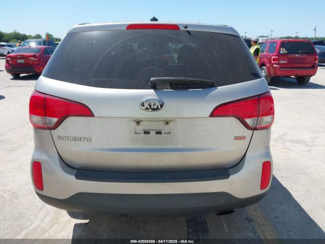 5XYKT3A64EG427056 KIA SORENTO LX