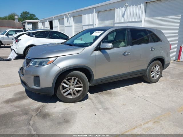 5XYKT3A64EG427056 KIA SORENTO LX