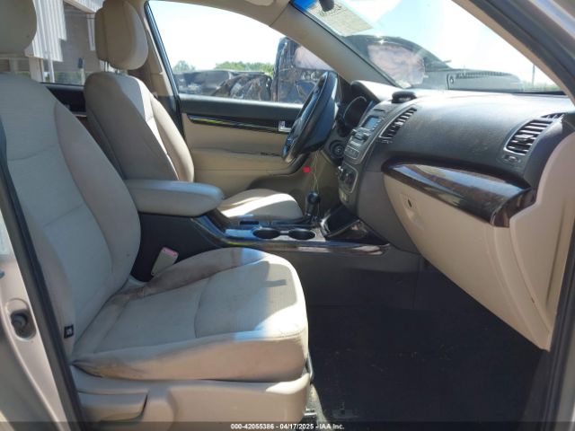 5XYKT3A64EG427056 KIA SORENTO LX