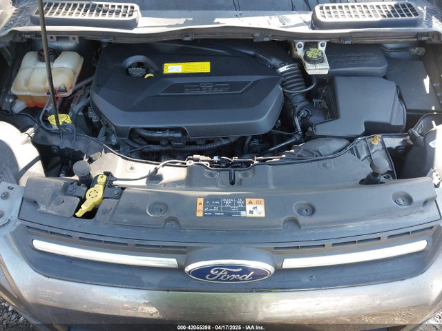 1FMCU9GX6FUB35649 Ford ESCAPE SE