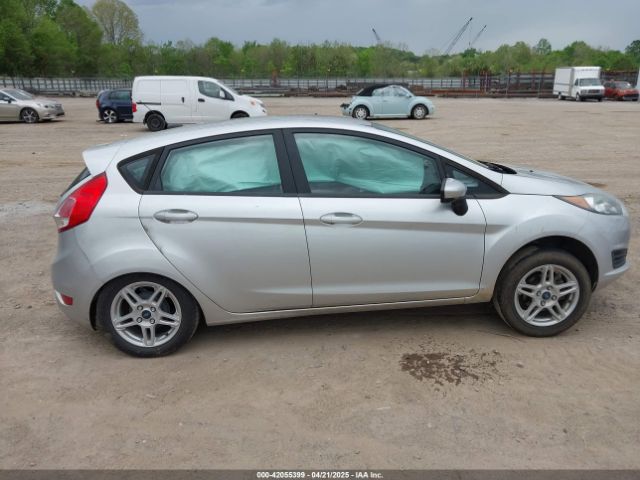 3FADP4EJ3KM145397 Ford FIESTA SE