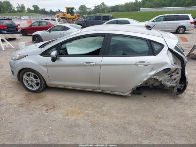 3FADP4EJ3KM145397 Ford FIESTA SE