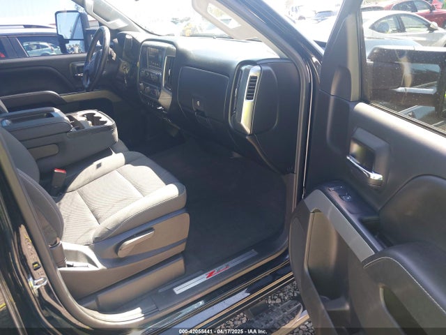 3GCUKREC7JG544365 Chevrolet Silverado 1500 2lt