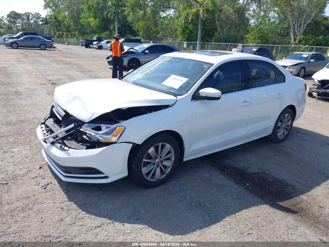 3VWD17AJXFM327152 Volkswagen Jetta 1.8t Se