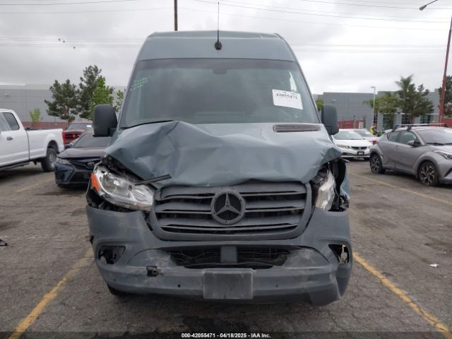 W1Y4DBHY1NT090417 Mercedes-Benz Sprinter 2500 Standard Roof I4 Diesel
