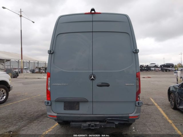 W1Y4DBHY1NT090417 Mercedes-Benz Sprinter 2500 Standard Roof I4 Diesel