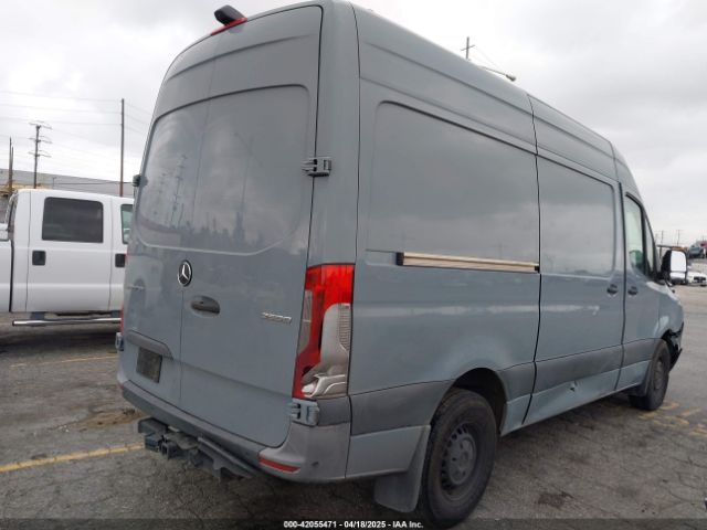 W1Y4DBHY1NT090417 Mercedes-Benz Sprinter 2500 Standard Roof I4 Diesel