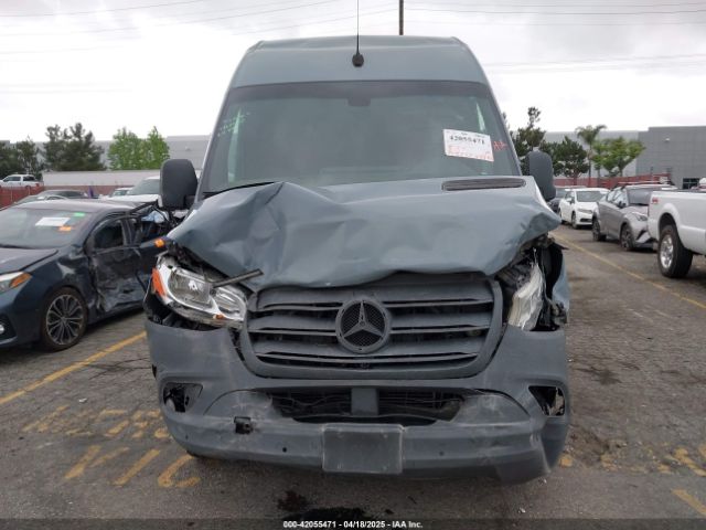 W1Y4DBHY1NT090417 Mercedes-Benz Sprinter 2500 Standard Roof I4 Diesel