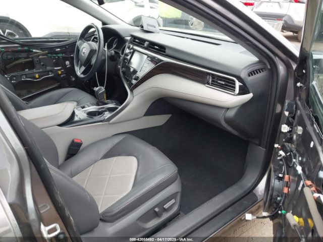 4T1B11HK6JU005131 Toyota CAMRY XLE