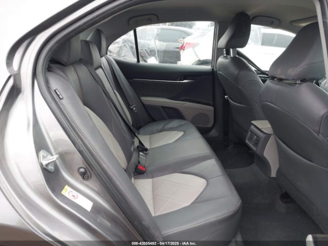 4T1B11HK6JU005131 Toyota CAMRY XLE