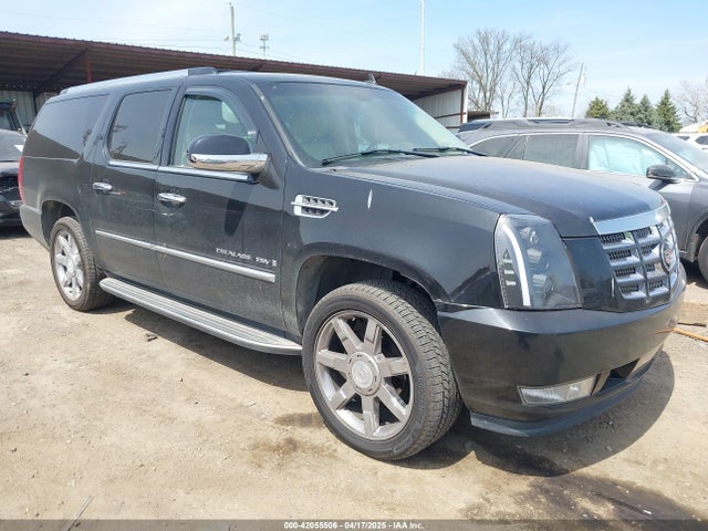2007 CADILLAC ESCALADE ESV 1GYFK66817R137730 Photo 0