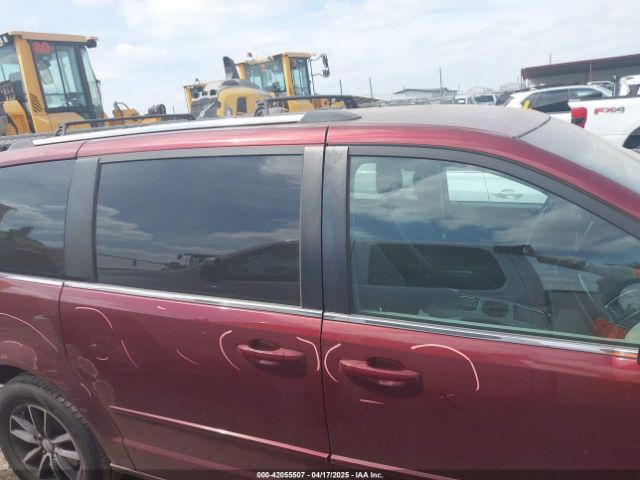 2C4RDGCG3HR842054 Dodge Grand Caravan Sxt
