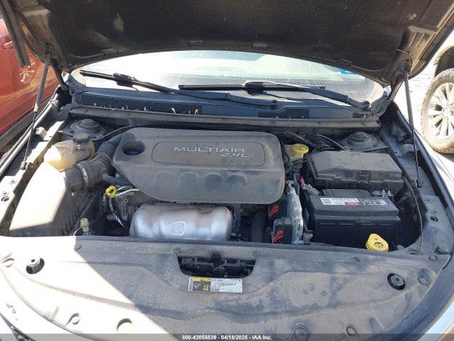 Chrysler 200 Limited 2015 1C3CCCAB2FN505270 Image 10