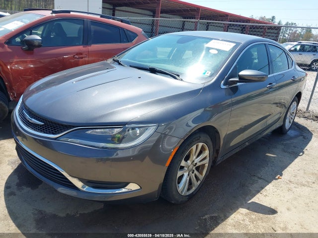 Chrysler 200 Limited 2015 1C3CCCAB2FN505270 Image 2