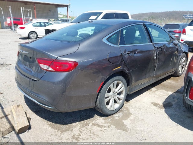 Chrysler 200 Limited 2015 1C3CCCAB2FN505270 Image 4