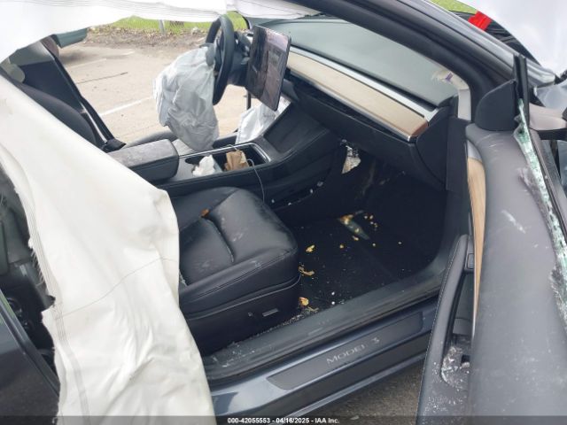 2021 TESLA MODEL 3 5YJ3E1EBXMF975045 Photo 4