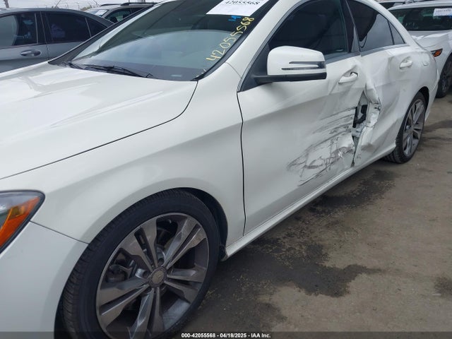 Mercedes-Benz CLA-Class 2014 WDDSJ4EB6EN125270 Image 18