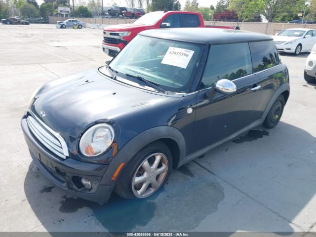 2009 MINI COOPER WMWMF33589TW70400 Photo 1