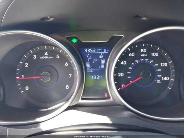 KMHTC6AD2HU316217 Hyundai Veloster Value Edition