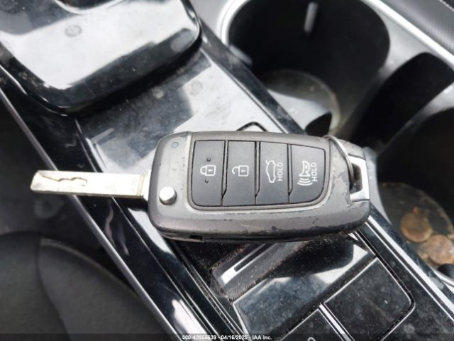 5NPEG4JA9MH108576 Hyundai SONATA SE