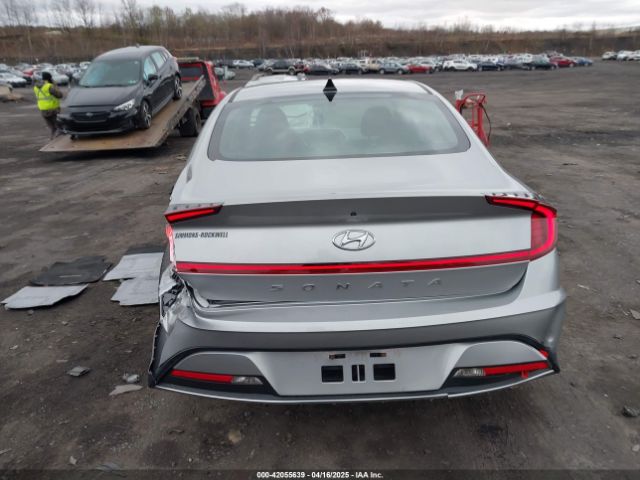 5NPEG4JA9MH108576 Hyundai SONATA SE