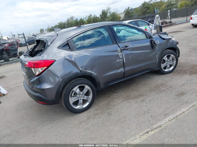 3CZRU5H33KG714592 Honda HR-V LX