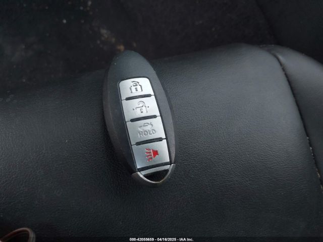 JN1CV7AR9HM681464 Infiniti Q50 2.0t Premium