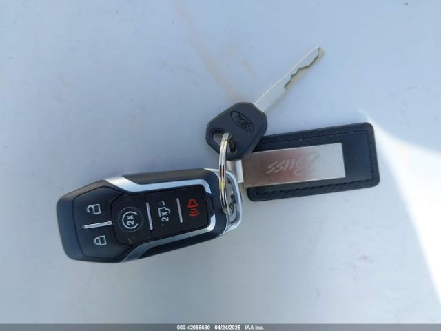 1FTEW1EG9GKD14082 Ford F-150 Lariat