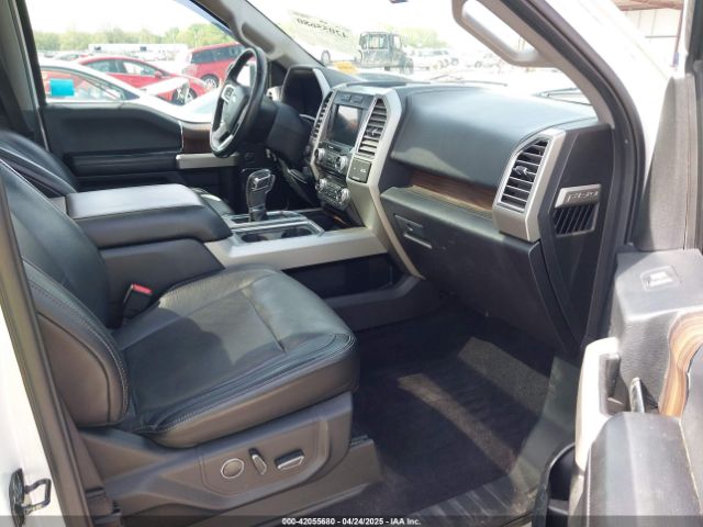 1FTEW1EG9GKD14082 Ford F-150 Lariat