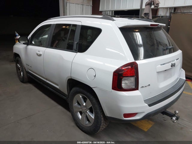 1C4NJDBB5GD617017 Jeep Compass Sport