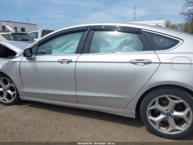3FA6P0K99GR135835 Ford Fusion Titanium