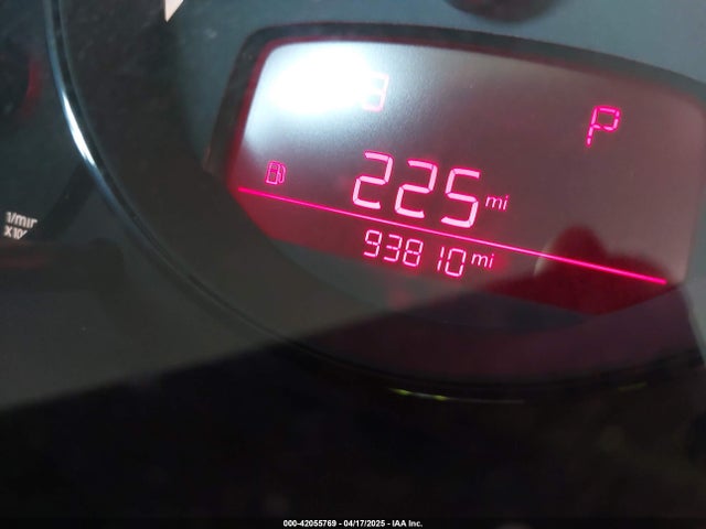 Продаж на аукціоні авто 2013 Volkswagen Beetle 2.5l, vin: 3VW5P7AT3DM811617, номер лоту: 42055769
