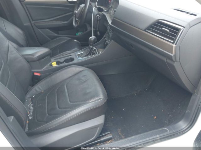 3VWG57BU3KM039624 Volkswagen Jetta 1.4t Sel Premium