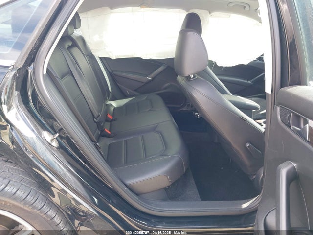 1VWBT7A34GC060189 Volkswagen 2016