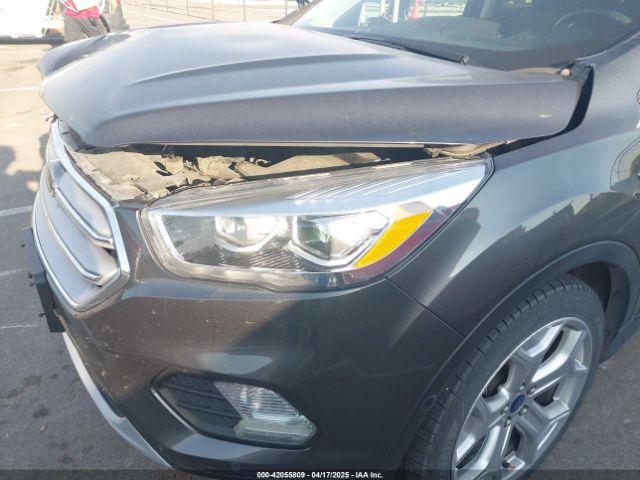 1FMCU9J99KUA48204 Ford Escape Titanium