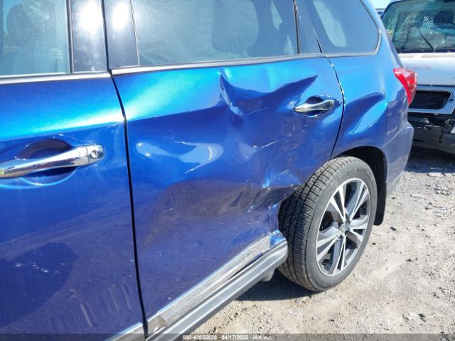 5N1DR2MM8KC647338 Nissan Pathfinder Platinum