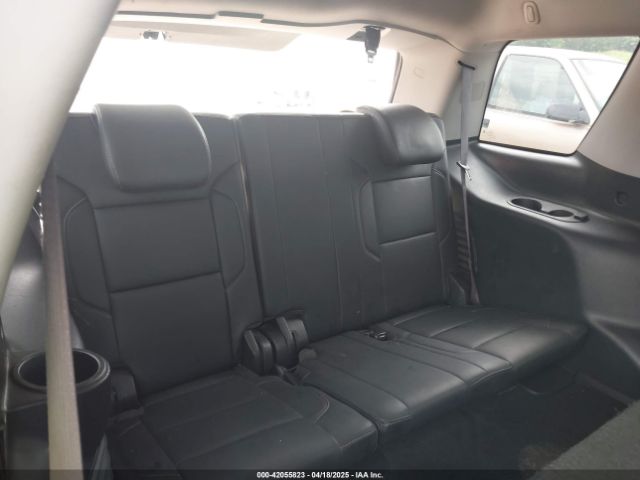 1GNSCBKC6HR301678 Chevrolet Tahoe Lt