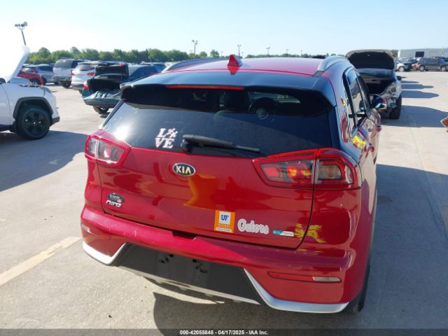 KNDCC3LC3H5065404 KIA NIRO EX