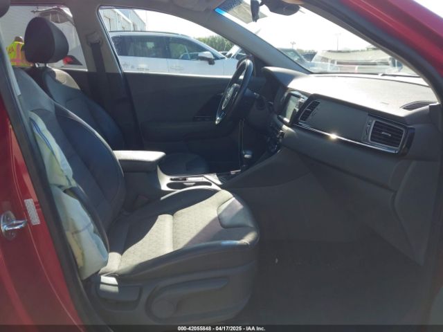 KNDCC3LC3H5065404 KIA NIRO EX