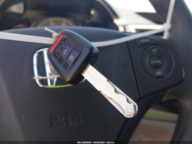 2HKRM4H3XEH705769 Honda CR-V LX