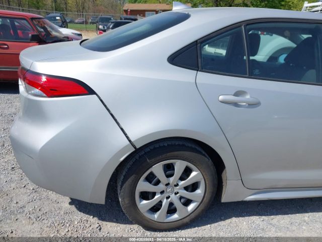 5YFEPMAE2MP246076 Toyota COROLLA LE
