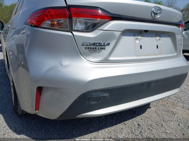 5YFEPMAE2MP246076 Toyota COROLLA LE