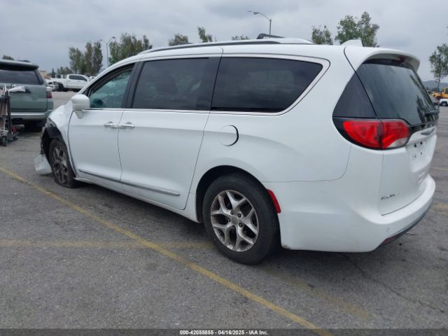2017 CHRYSLER PACIFICA 2C4RC1EG8HR570422 Photo 2