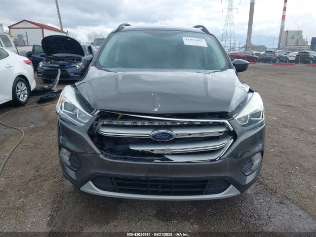 1FMCU9GD4HUE45193 Ford ESCAPE SE