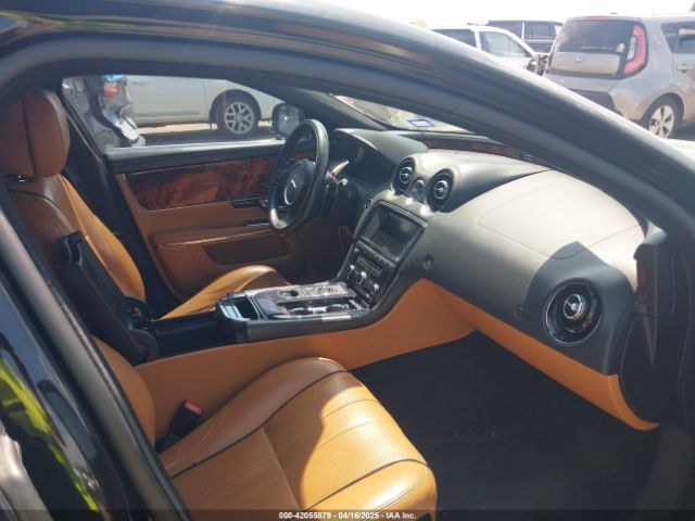 2013 JAGUAR XJ SAJWJ2GD9D8V47241 Photo 4