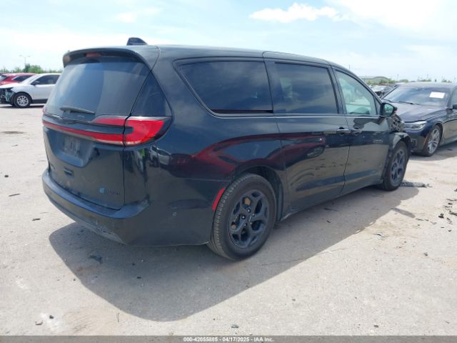 2022 CHRYSLER PACIFICA HYBRID 2C4RC1S75NR113390 Photo 3